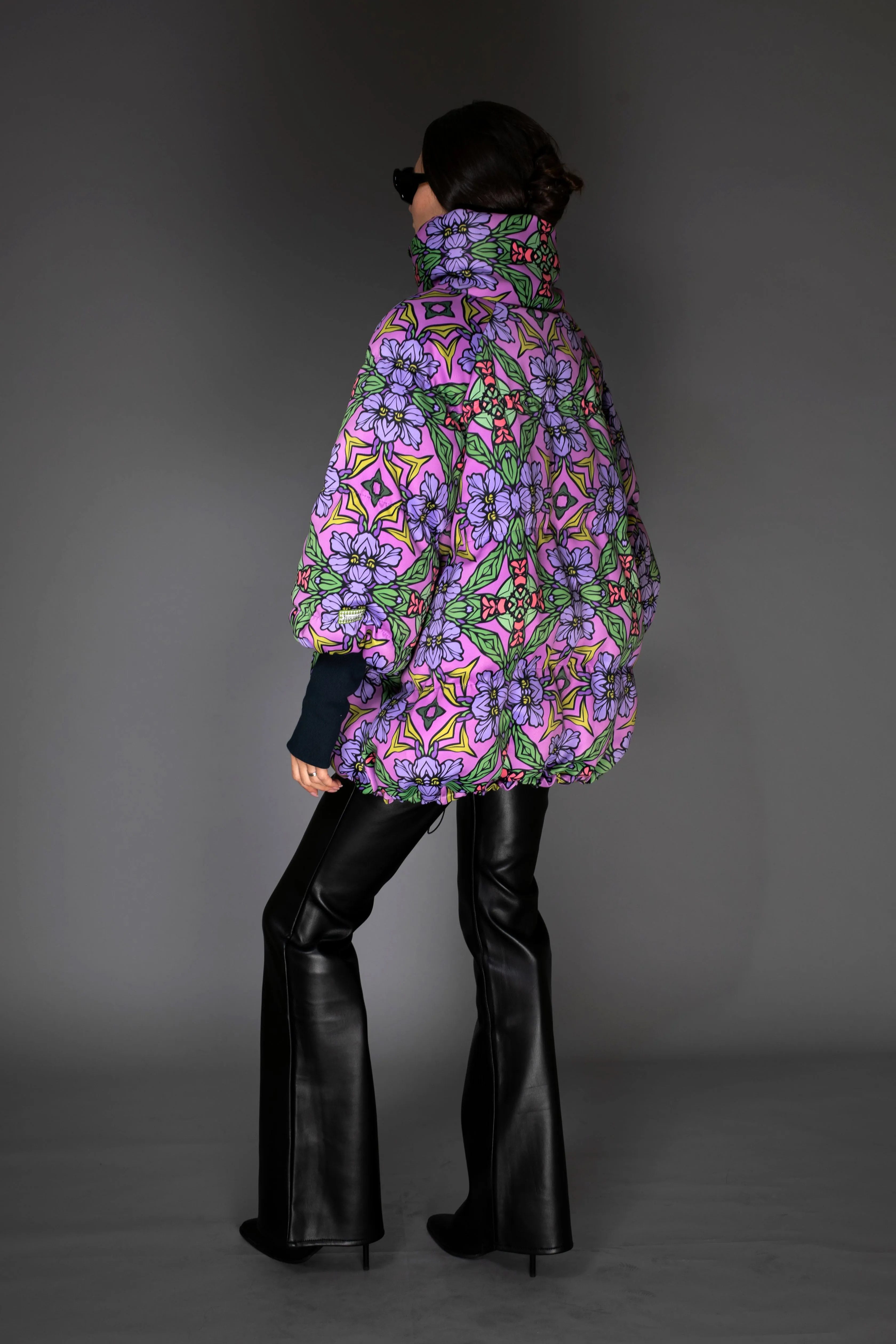 AW -  Lilac Art Nouveau Print Stand-up Collar Puffer Jacket