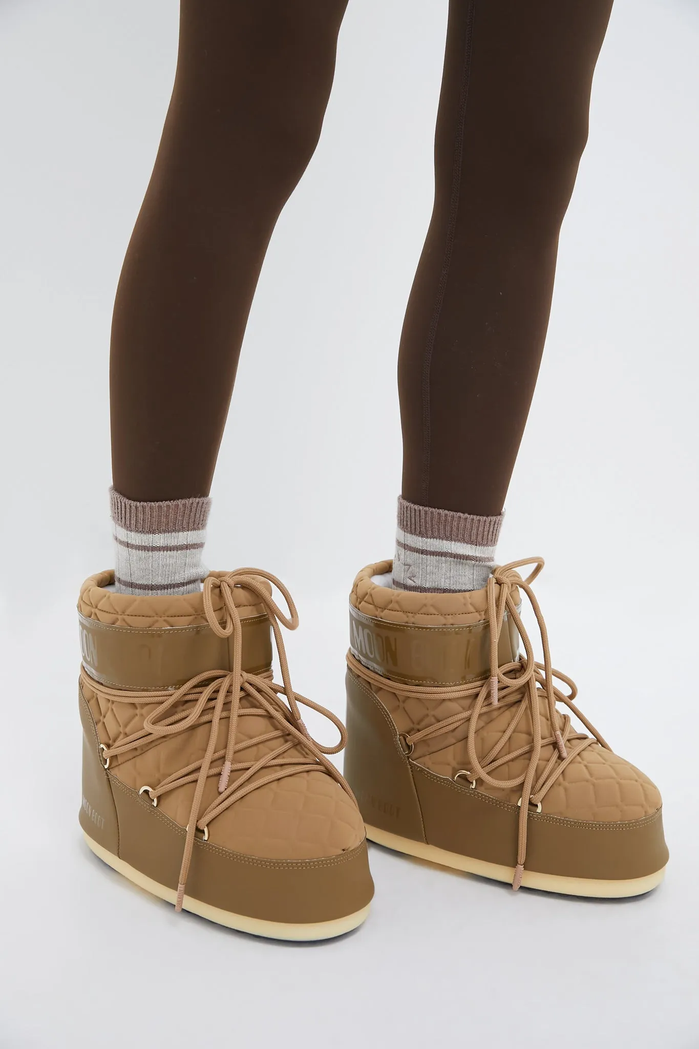 Caramel Icon Low Quilt Boots