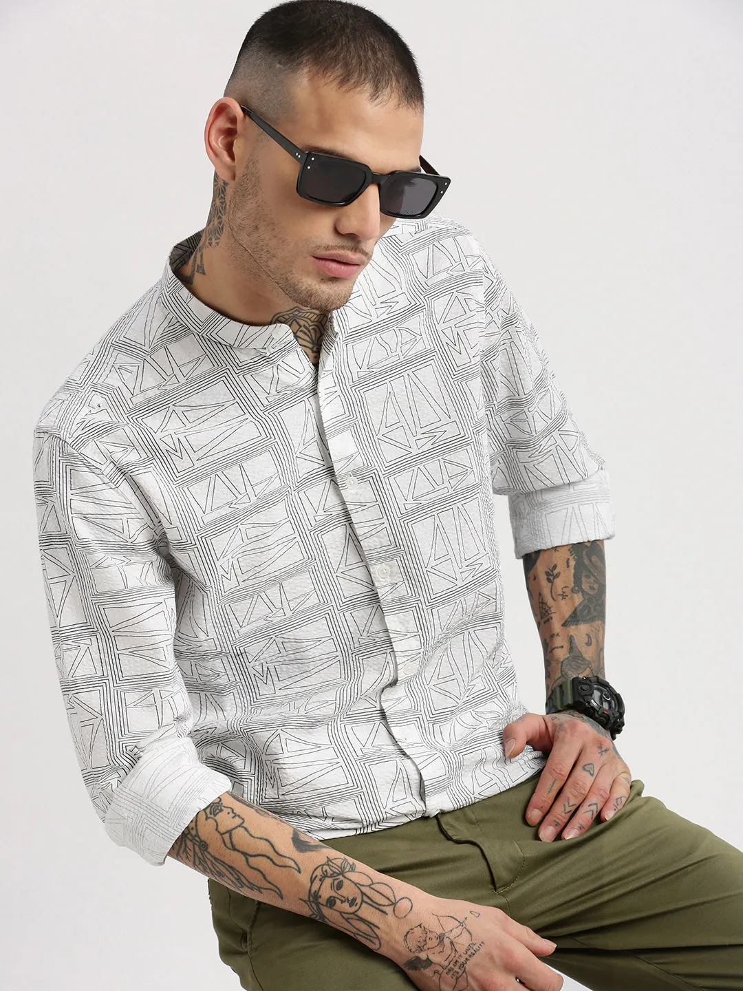 Men Mandarin Collar Geometric White Casual Shirt